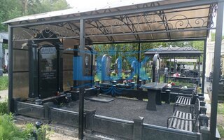 металлический навес над могилой из ННМ-1 - вид сбоку